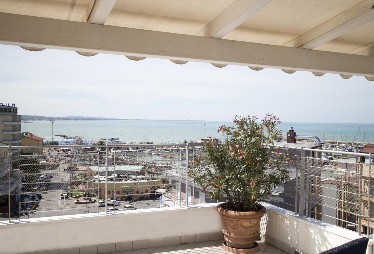 Residence Adriatico Gabicce Mare Exterior photo