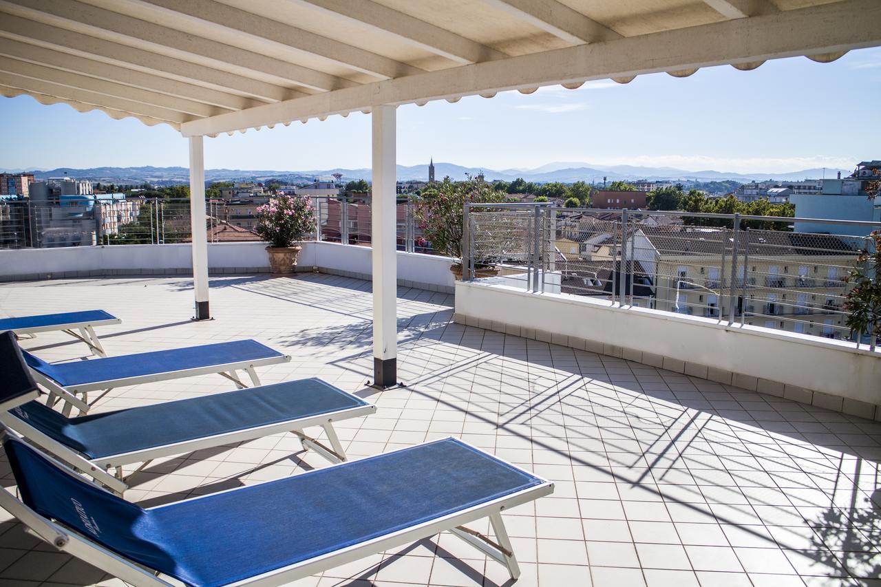 Residence Adriatico Gabicce Mare Exterior photo