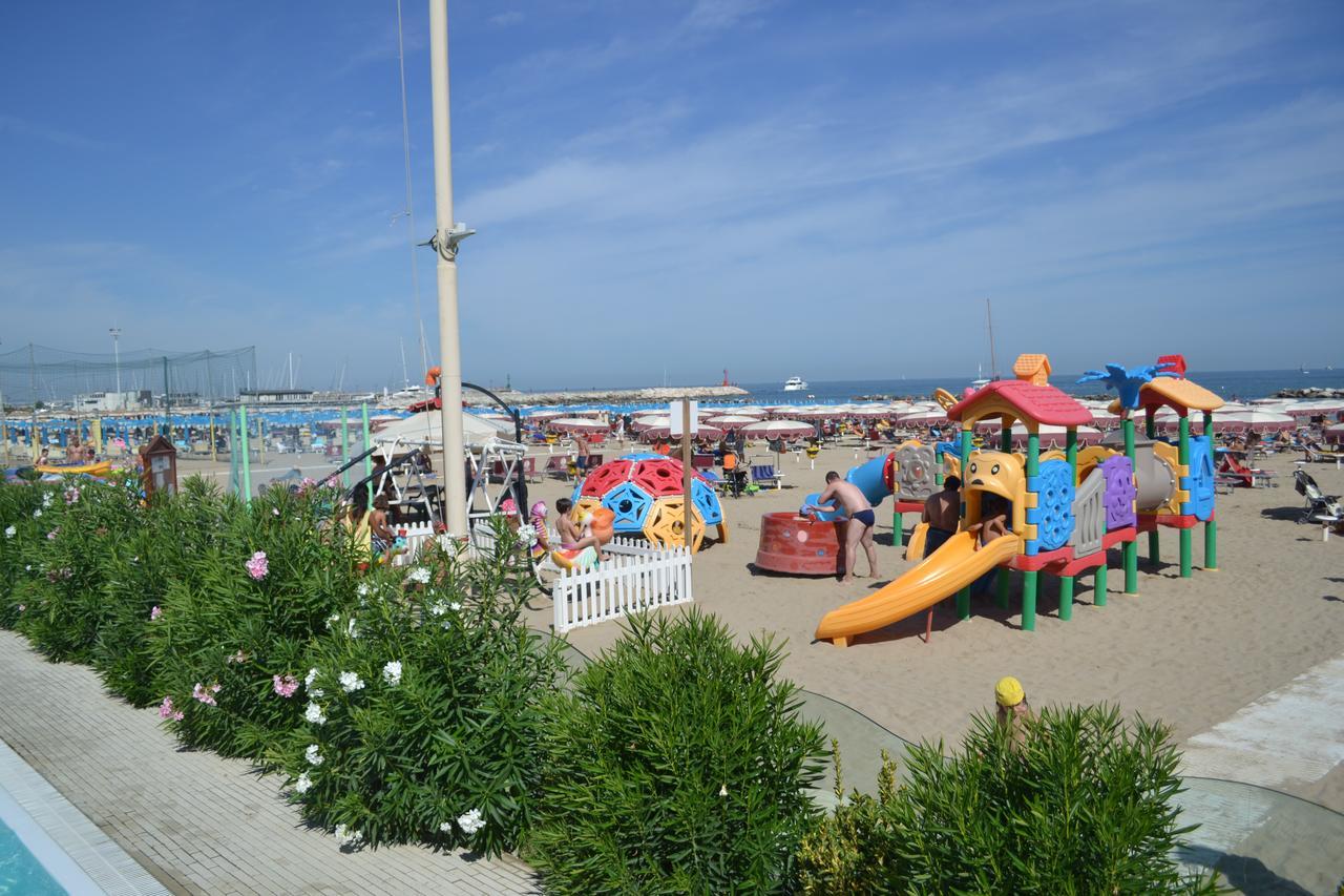 Residence Adriatico Gabicce Mare Exterior photo